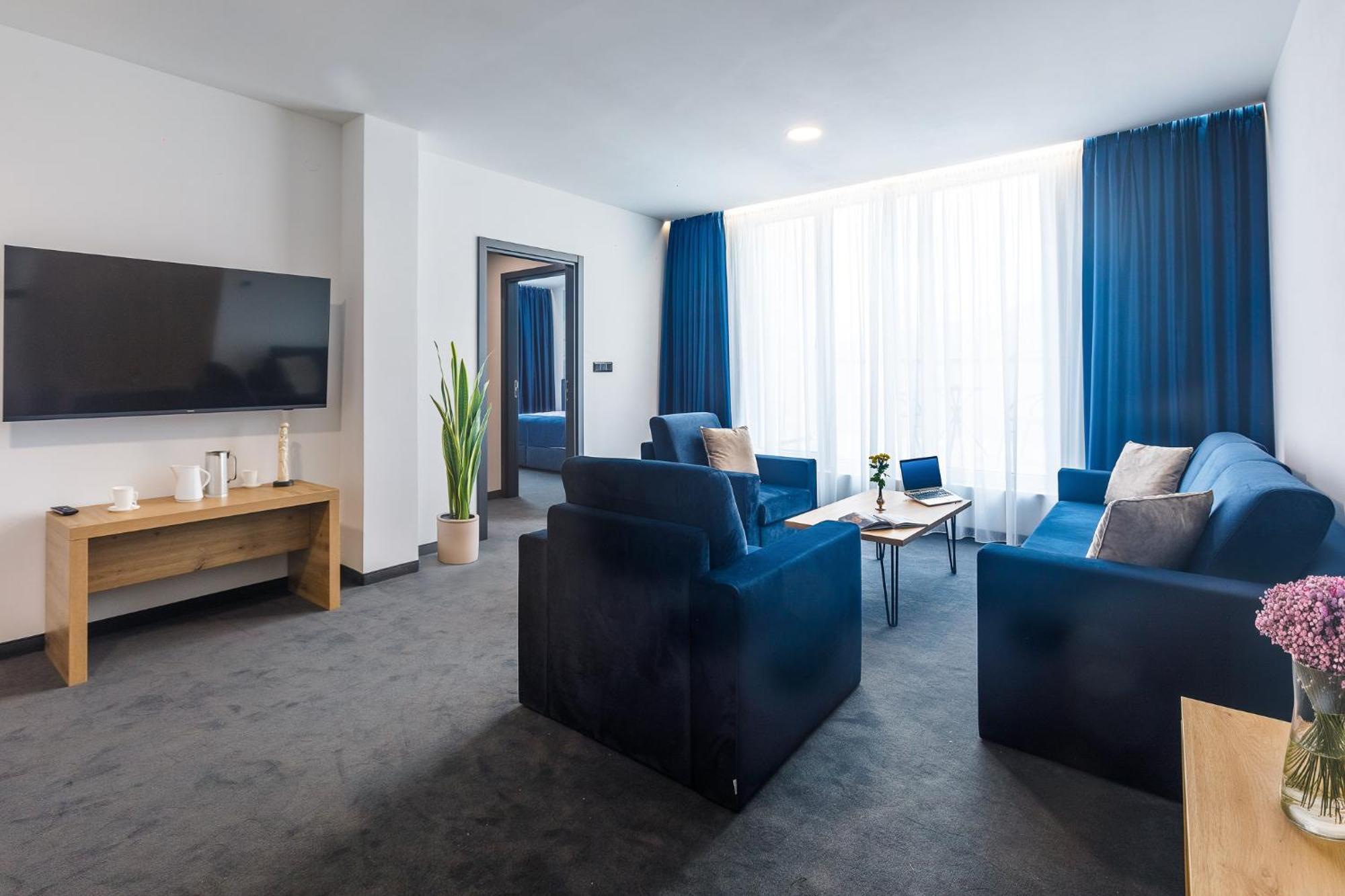 Blue Star Luxury Hotel Sofia Exteriör bild